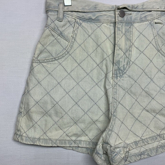 Cloud Ten Quilted Denim Shorts | NWT Size Small - Picture 2 of 9